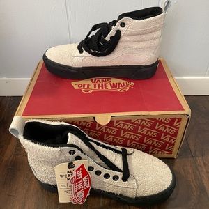 SOLD-Vans Sk8-Hi Platform MTE